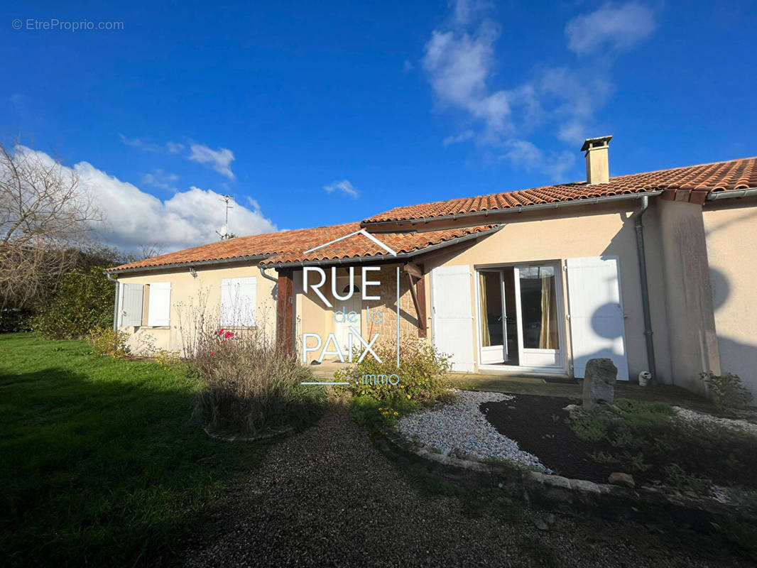 Maison à VOUNEUIL-SUR-VIENNE