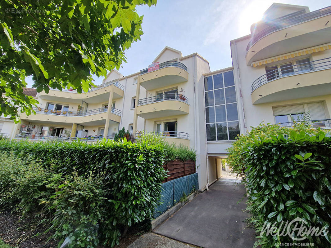 Appartement à SAINT-OUEN-L&#039;AUMONE