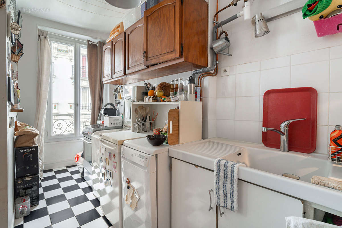 Appartement à PARIS-20E