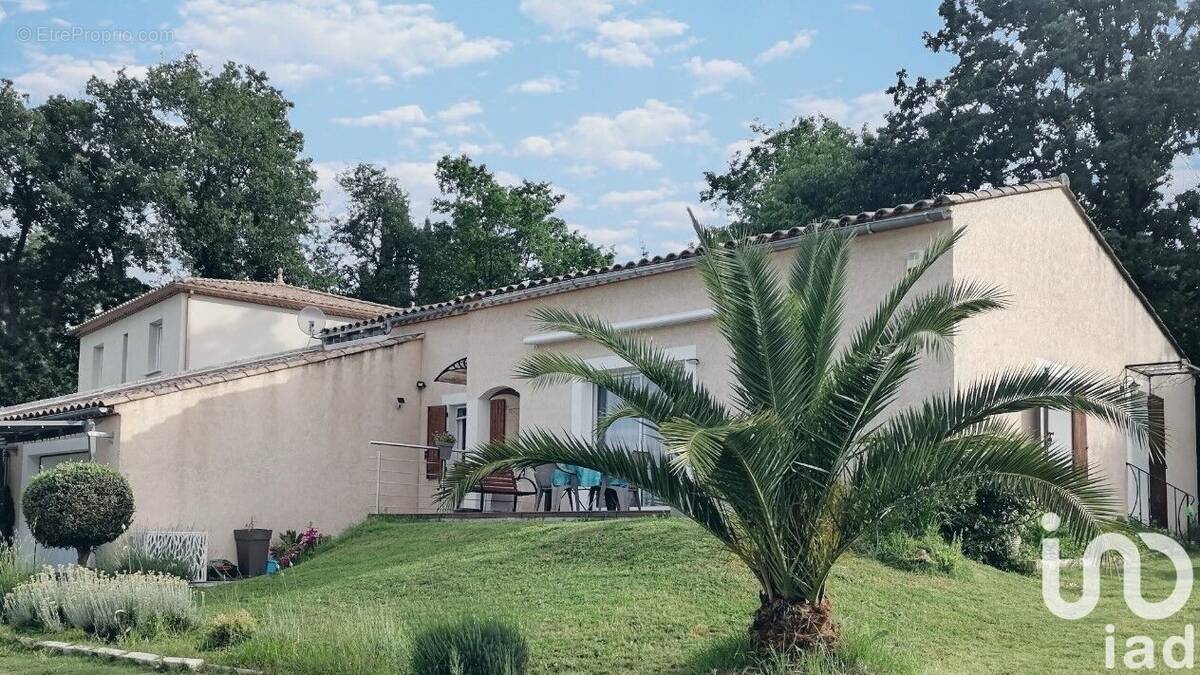 Photo 1 - Maison à CRUVIERS-LASCOURS