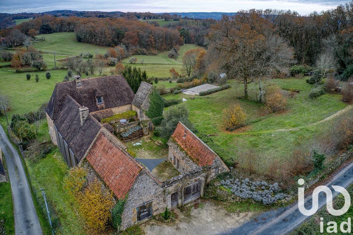 Photo 1 - Maison à CASTELS