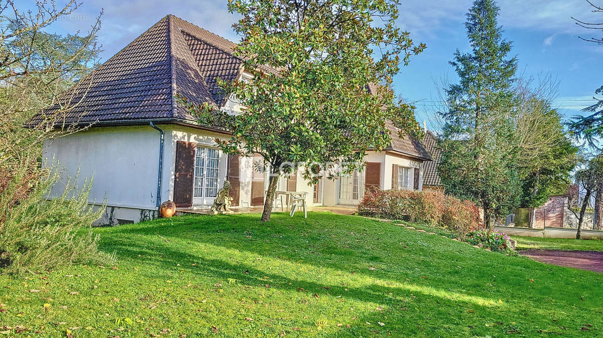 Maison à MONTMORENCY