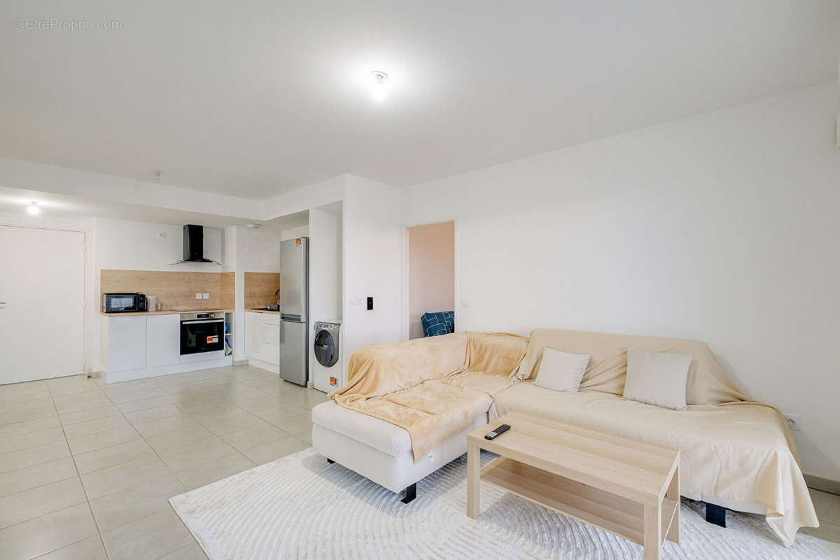 Appartement à MARSEILLE-15E