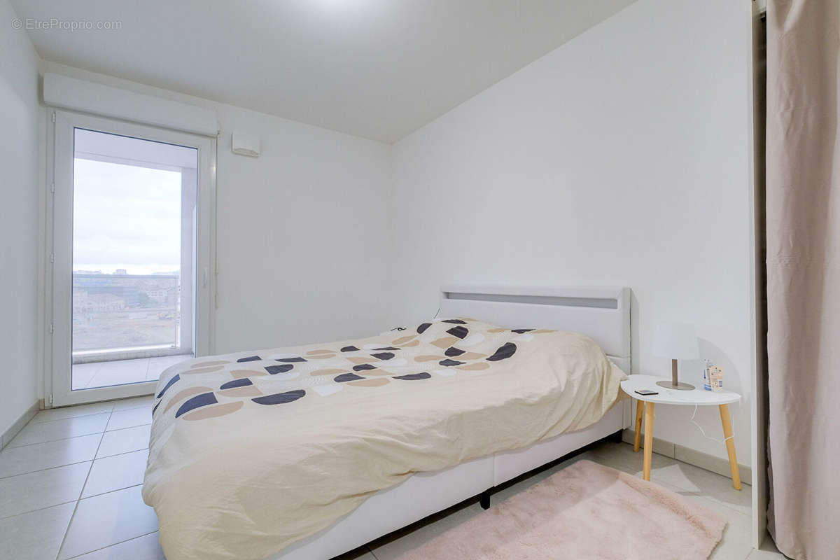 Appartement à MARSEILLE-15E