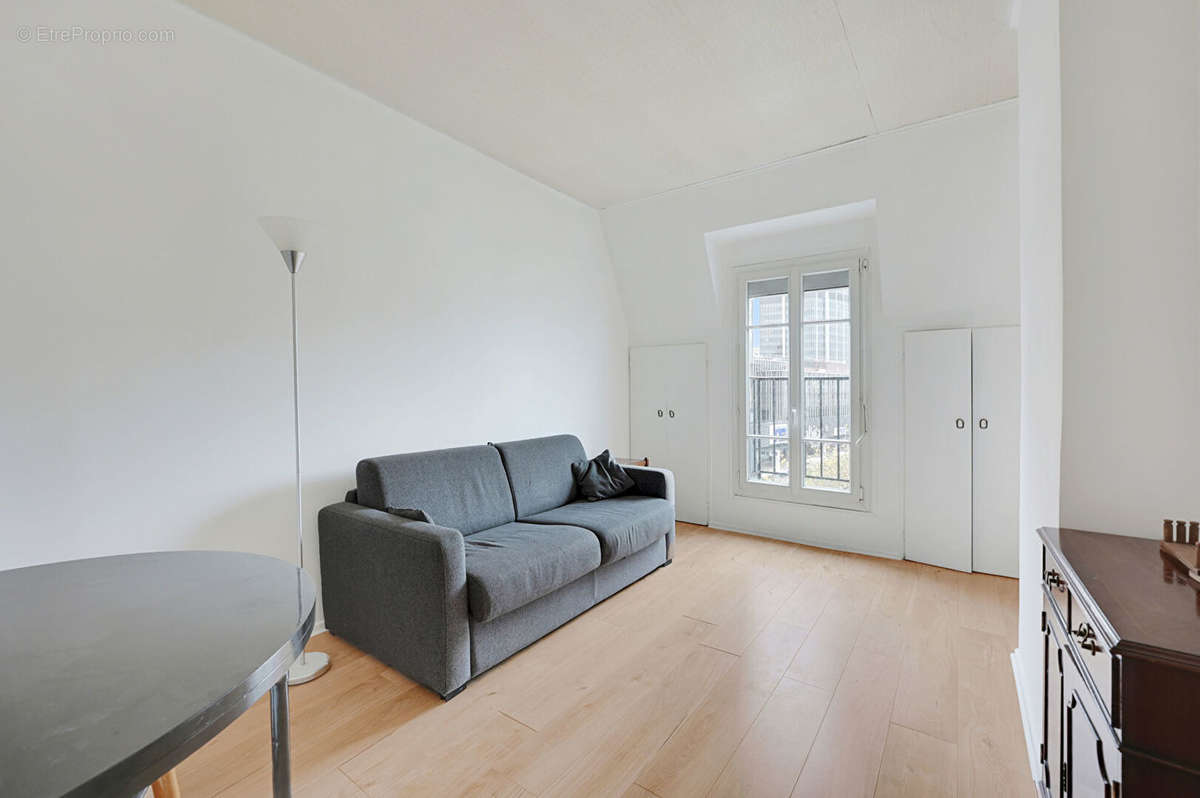 Appartement à PARIS-6E