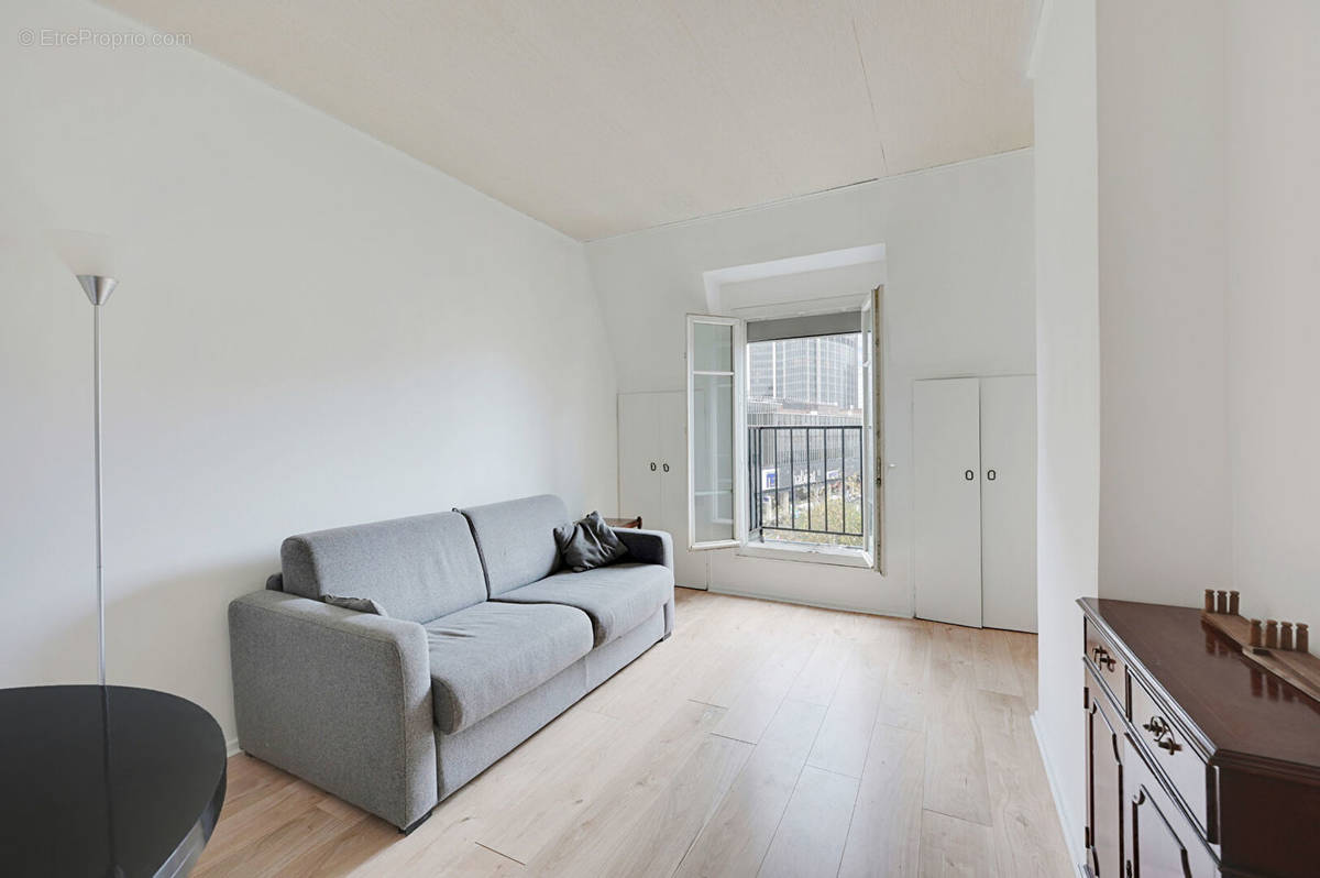 Appartement à PARIS-6E