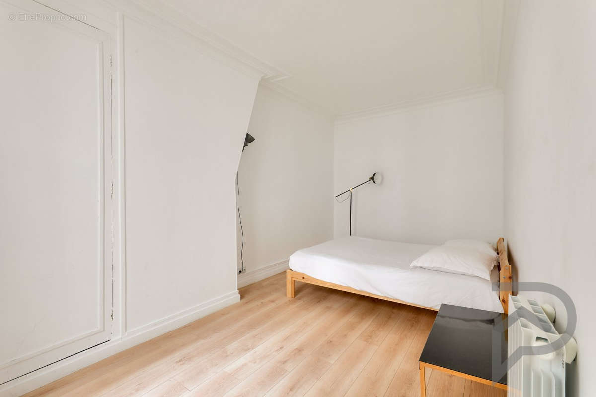 Appartement à PARIS-3E