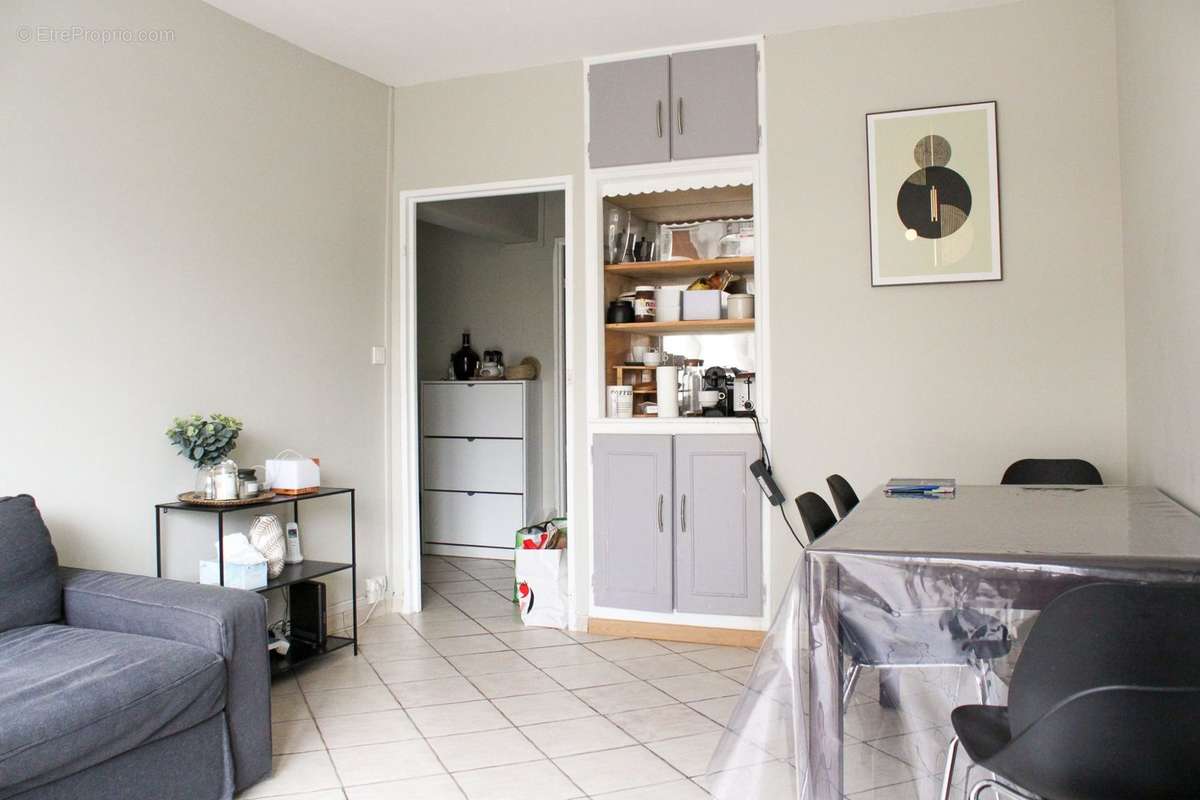 Appartement à MONT-SAINT-AIGNAN