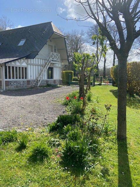 Maison à SAINT-PIERRE-LE-VIGER