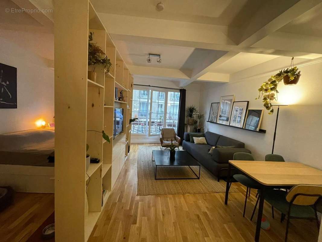 Appartement à PARIS-18E