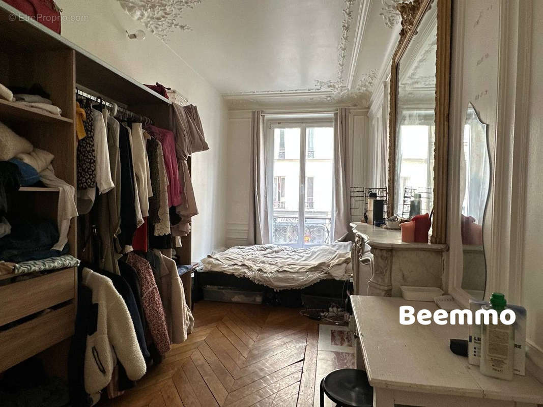 Appartement à PARIS-9E