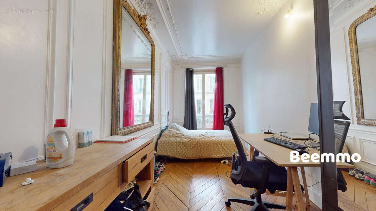 Appartement à PARIS-9E