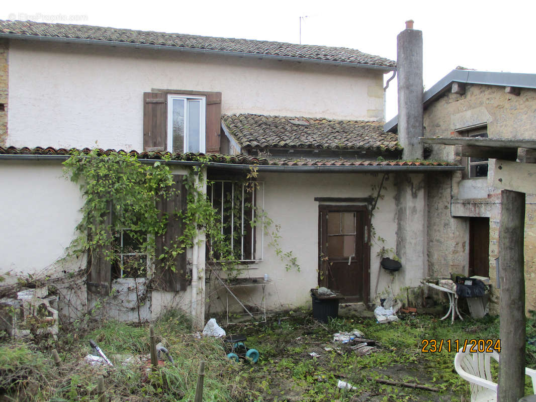 Maison à CEAUX-EN-COUHE