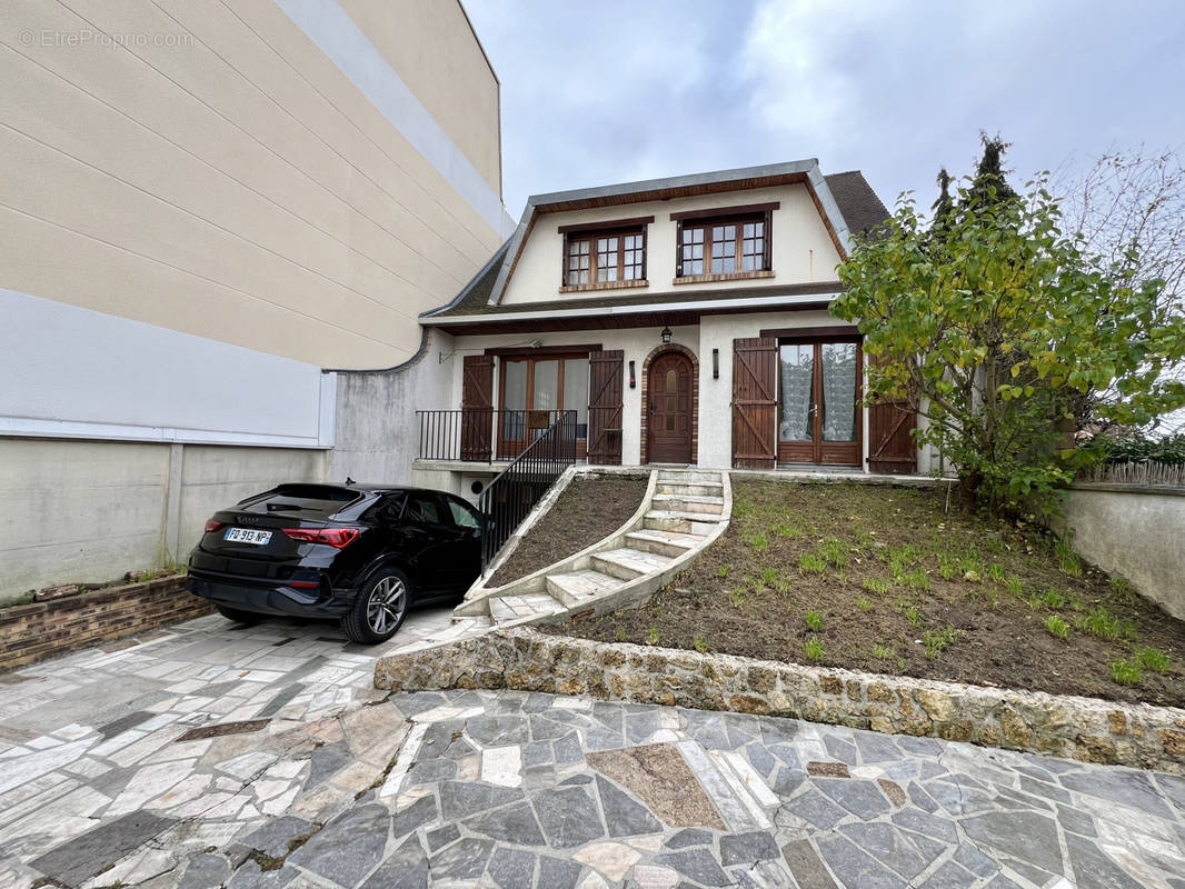 Maison à AULNAY-SOUS-BOIS