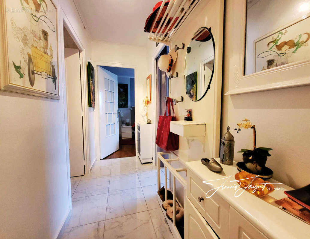 Appartement à AIX-LES-BAINS