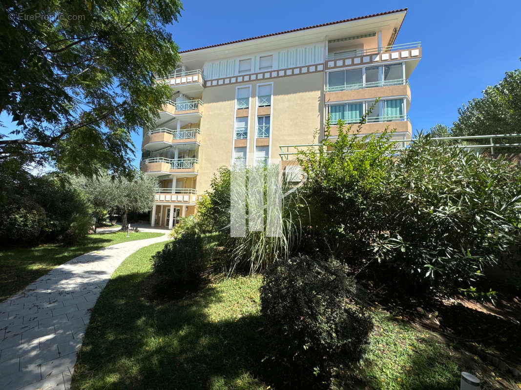 Appartement à SAINT-RAPHAEL