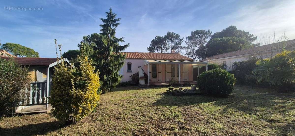 Maison à SAINT-PALAIS-SUR-MER