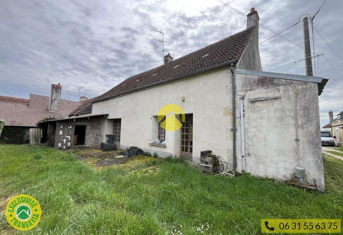 Maison à CHATEAUNEUF-SUR-CHER