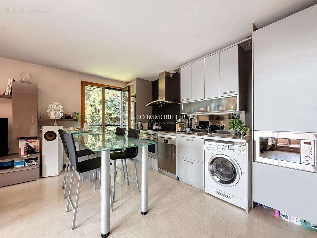 Appartement à SAINTE-FOY-LES-LYON