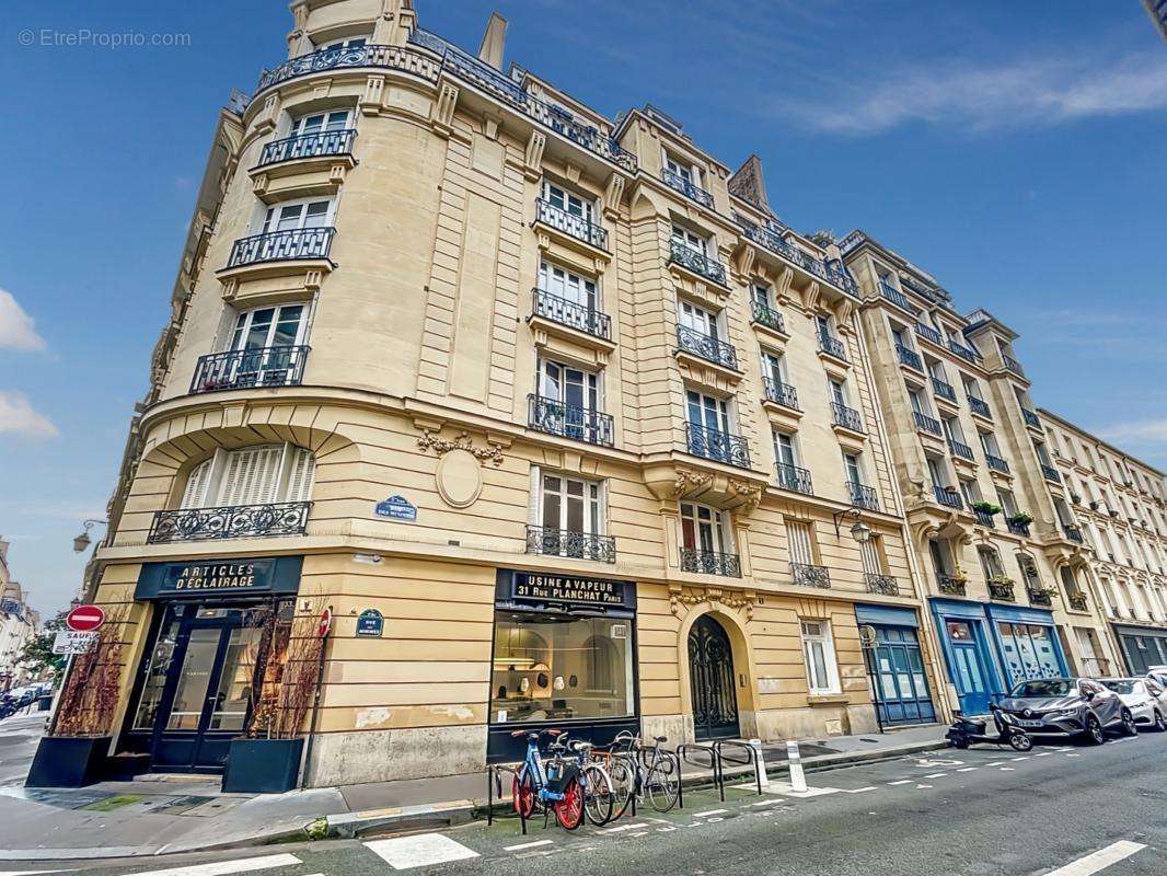 Appartement à PARIS-3E