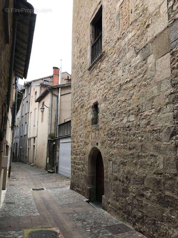 Appartement à VILLEFRANCHE-DE-ROUERGUE