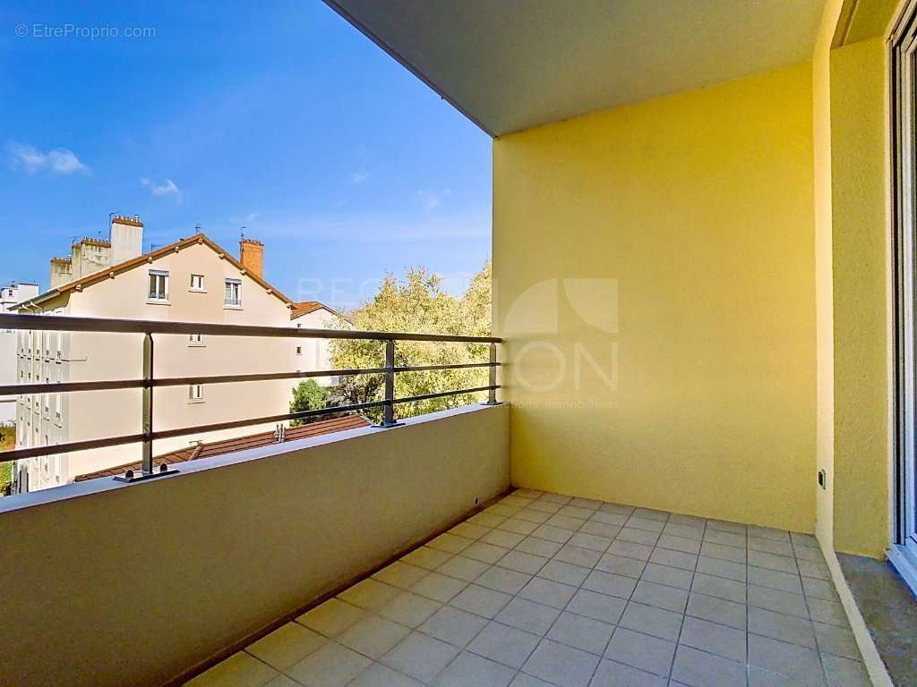 Appartement à LYON-9E