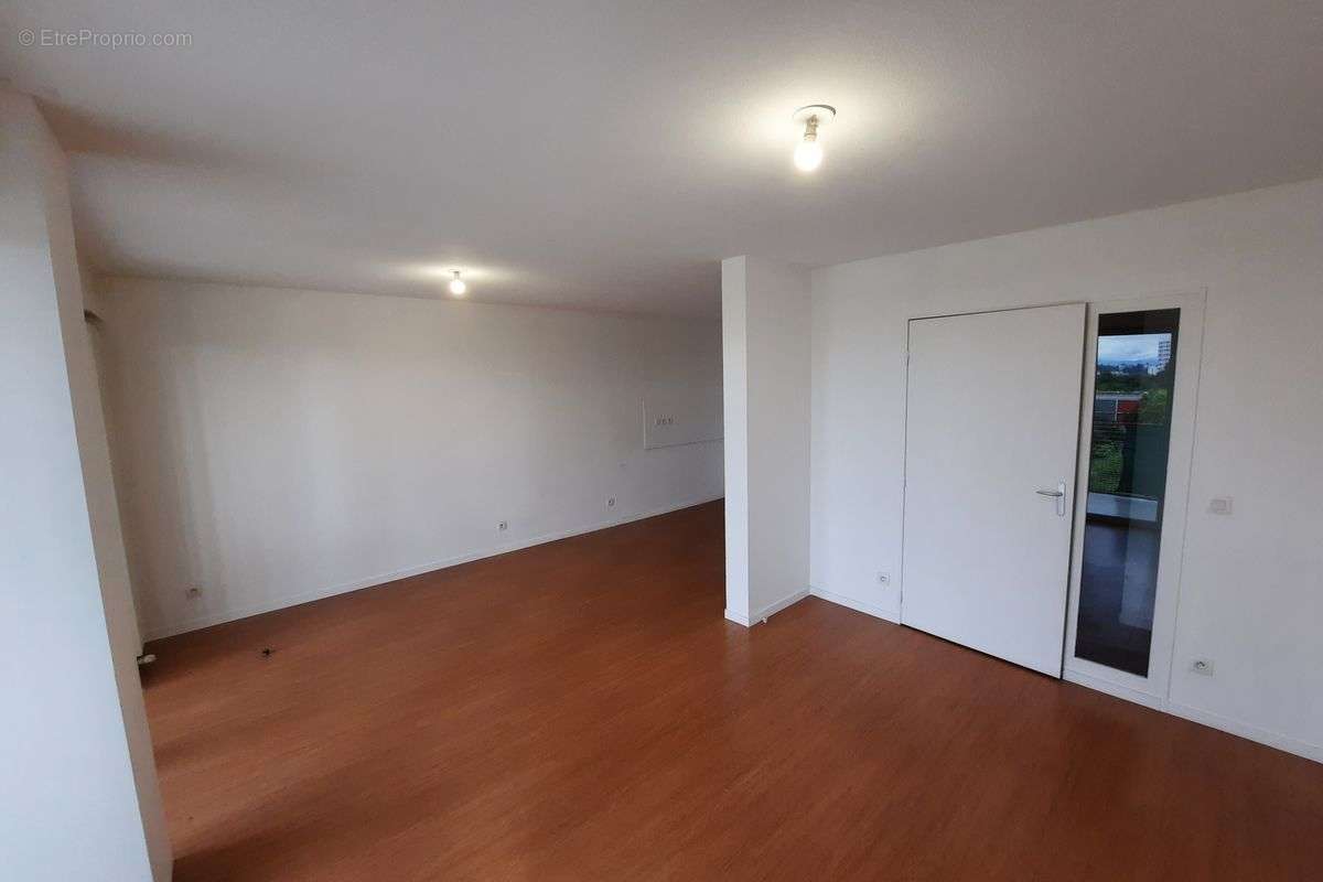 Appartement à LYON-9E