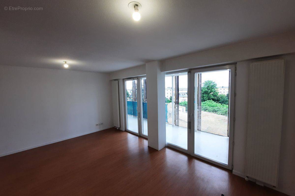 Appartement à LYON-9E