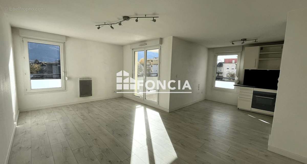 Appartement à ALBERTVILLE