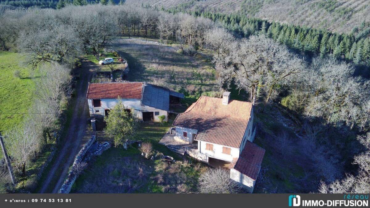 Maison à SAINT-CIRQ-LAPOPIE