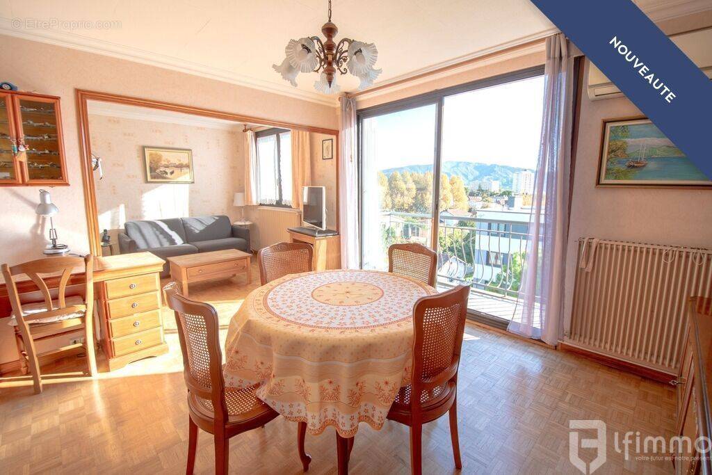 Appartement à MARSEILLE-12E