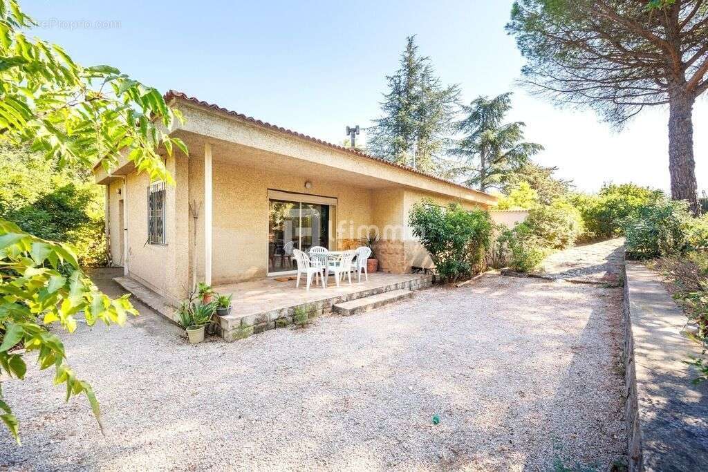 Maison à CARNOUX-EN-PROVENCE