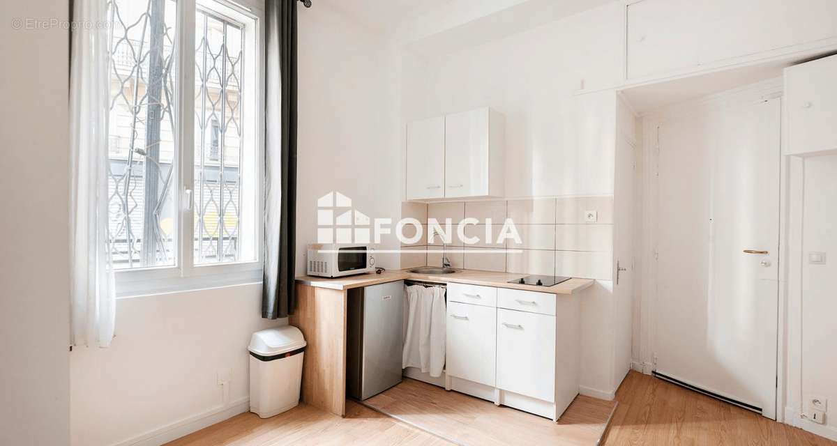 Appartement à PARIS-18E