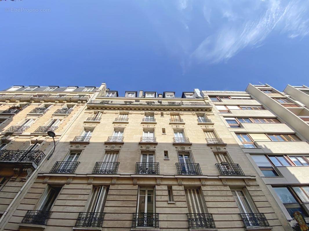 Appartement à PARIS-20E