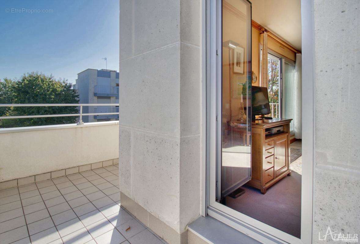 Appartement à ISSY-LES-MOULINEAUX