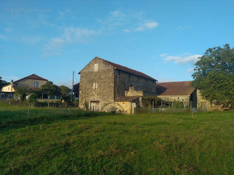 Maison à MARMINIAC