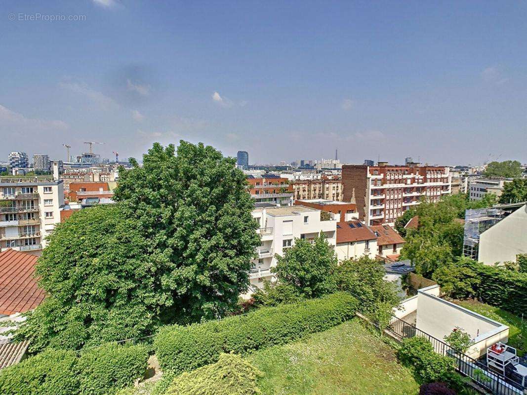 Appartement à ISSY-LES-MOULINEAUX