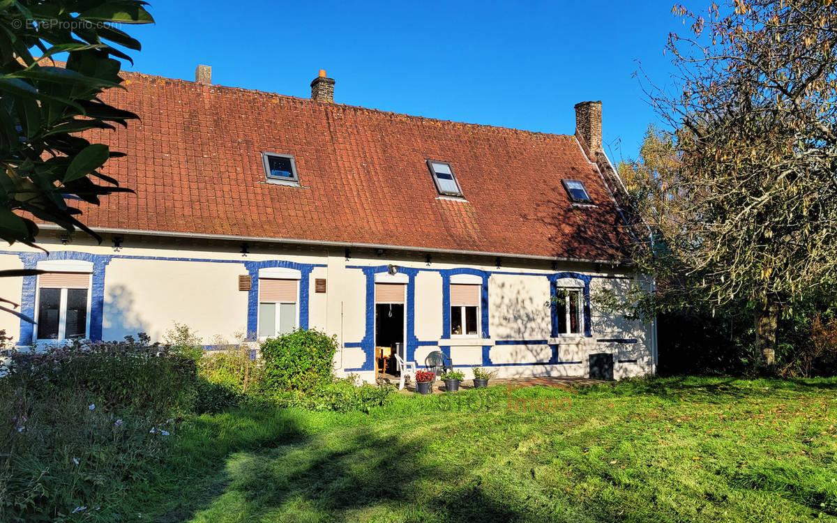 Maison à MARESQUEL-ECQUEMICOURT