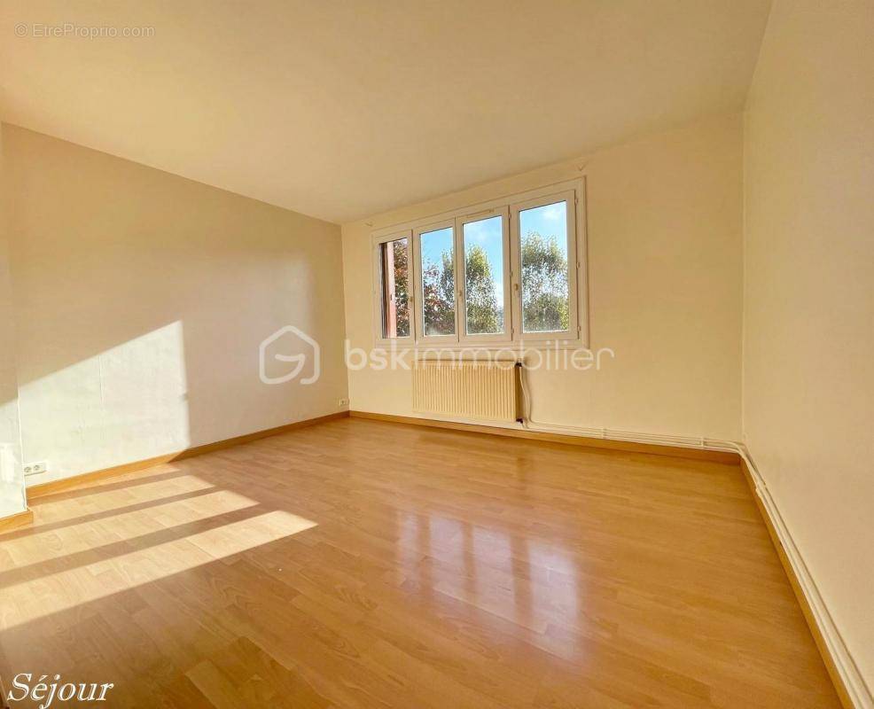 Appartement à VILLIERS-SUR-MARNE