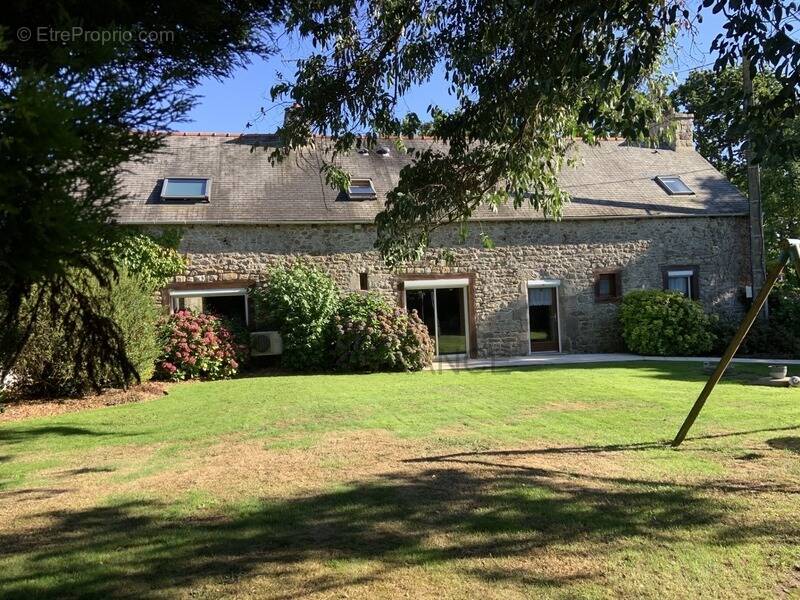 Maison à GUINGAMP