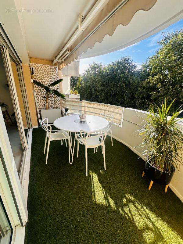 Appartement à MARSEILLE-8E