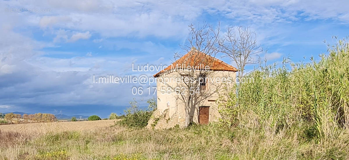 Terrain à MAGALAS