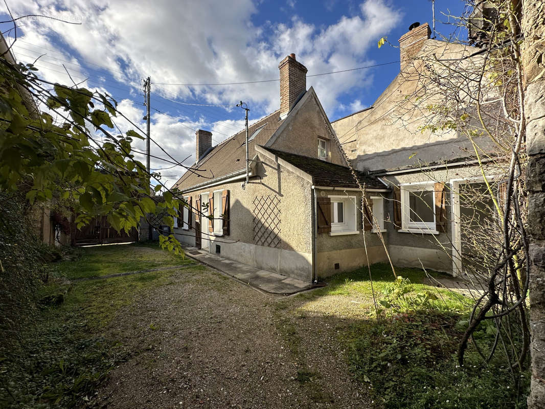 Maison à CHAUMONT