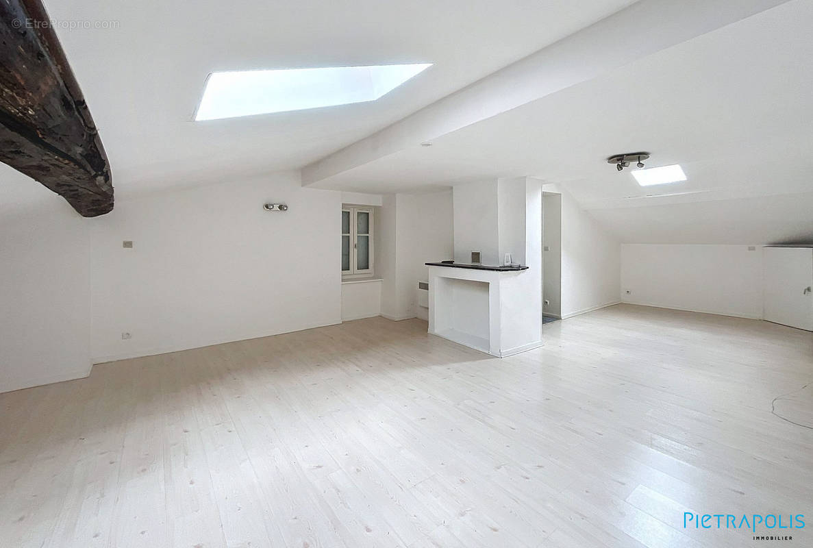 Appartement à LYON-7E