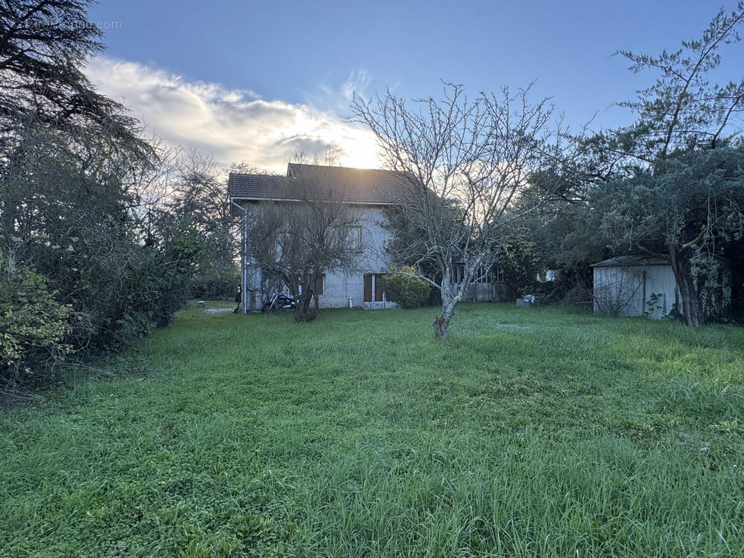 Maison à CRAPONNE