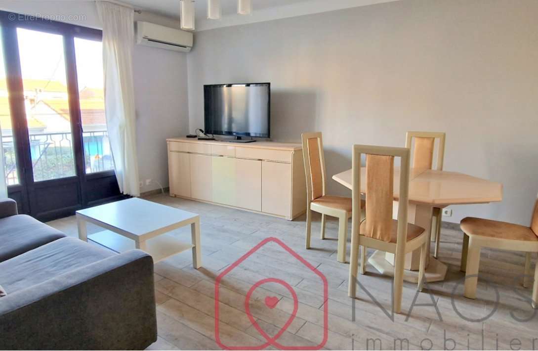 Appartement à FREJUS