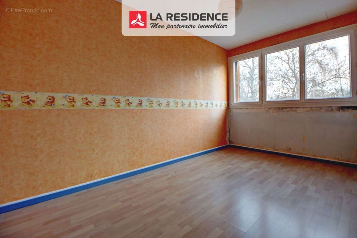 Appartement à VERNEUIL-SUR-SEINE