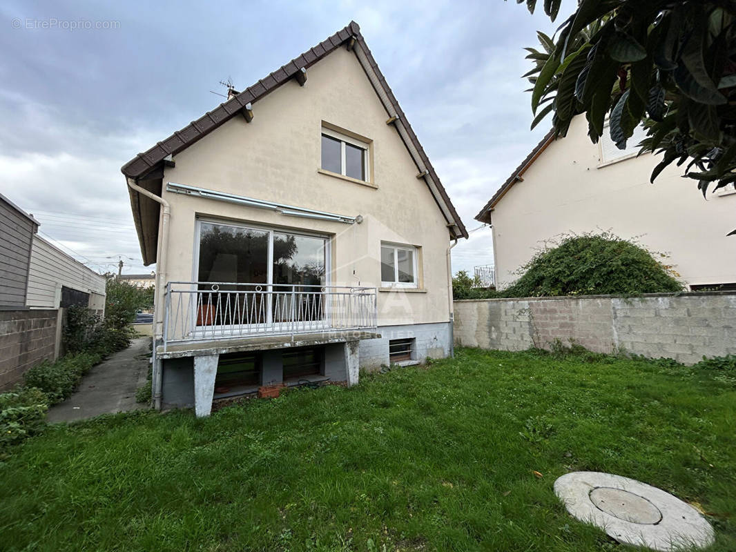 Maison à MONDEVILLE