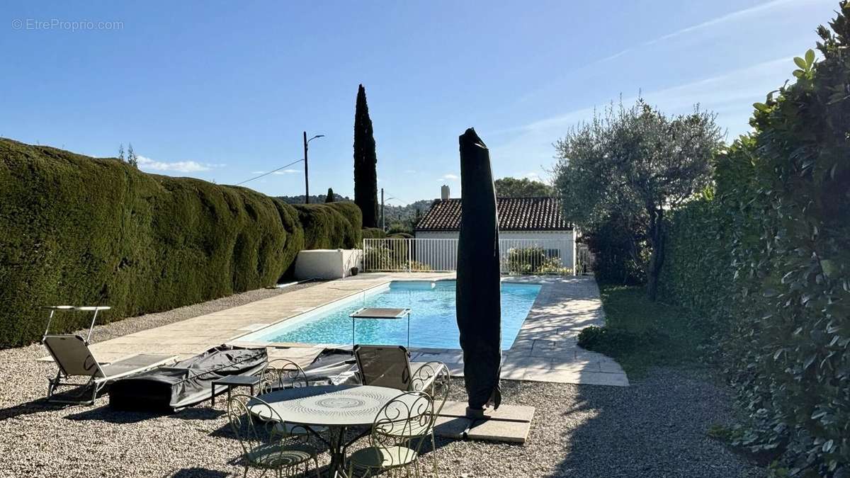 Maison à LA COLLE-SUR-LOUP