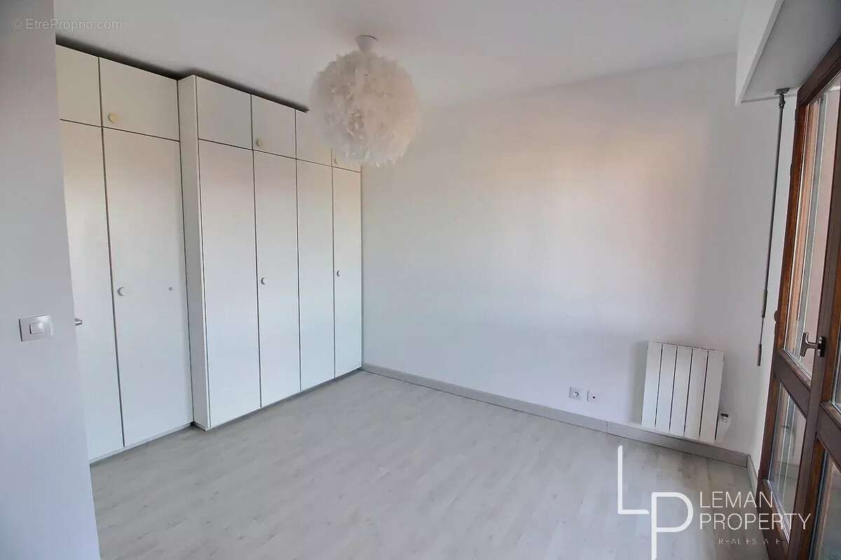 Appartement à DOUVAINE